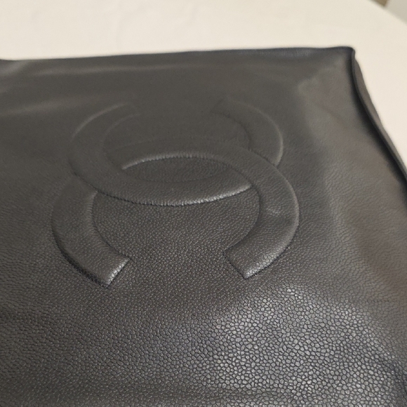Chanel Black Caviar Leather Tote Bag (Entrupy COA INCLUDED) - Picture 6 of 17